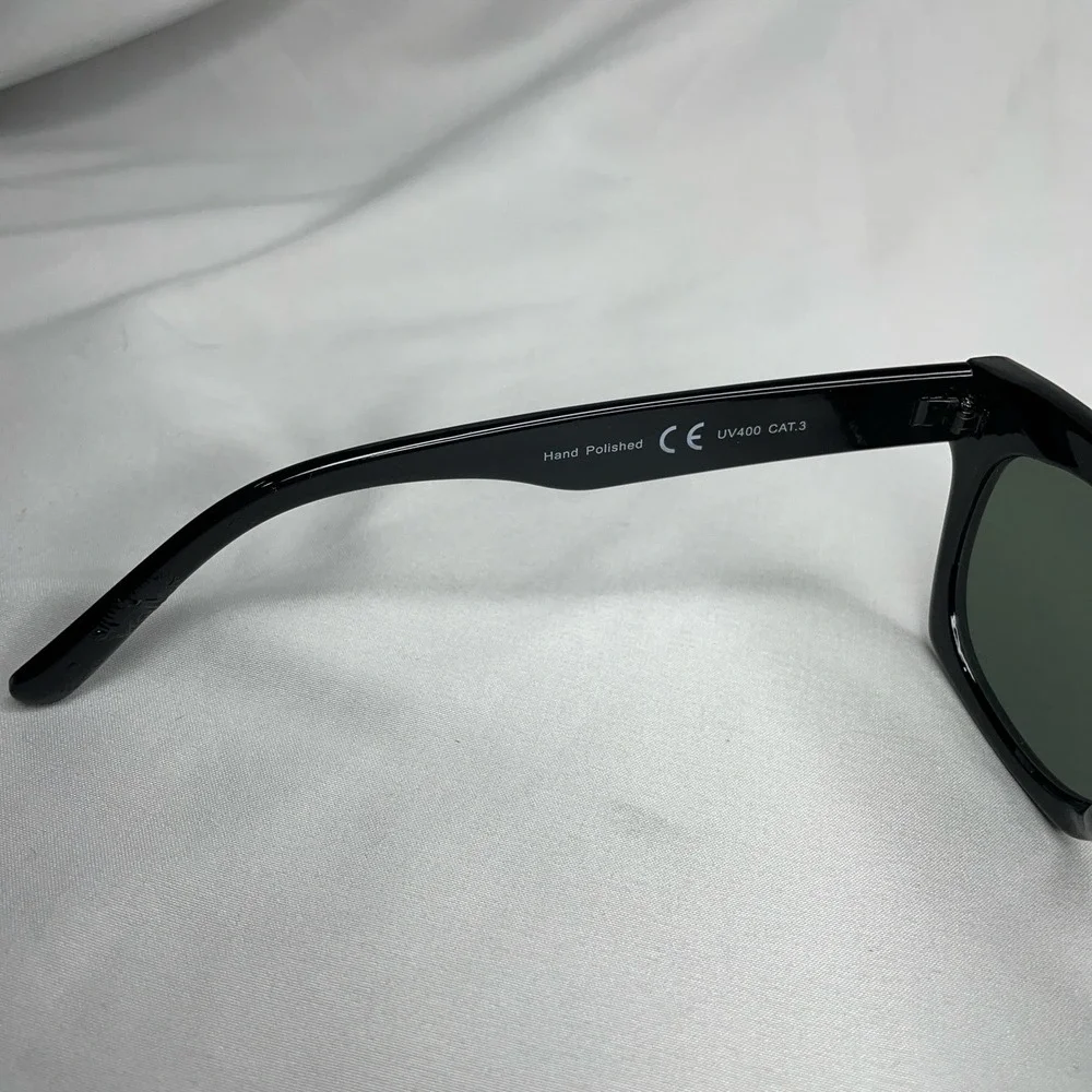 Hitchhiker NY HH1025 Sunglasses Black Square Frame Retro Vintage Style Chic Boho